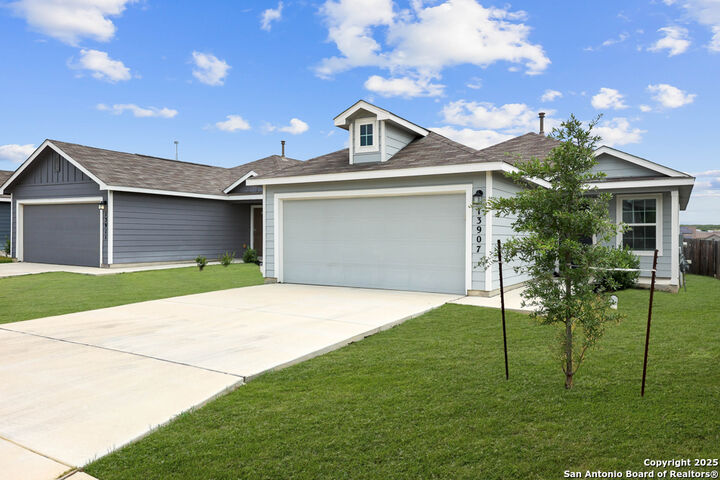 Property Photo: 13907 Silos Meadows TX 78252