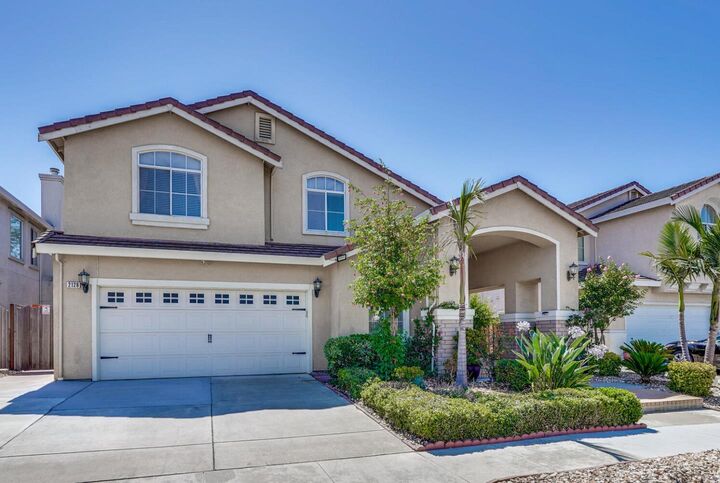 Property Photo:  2128 Commodore Drive  CA 95133 