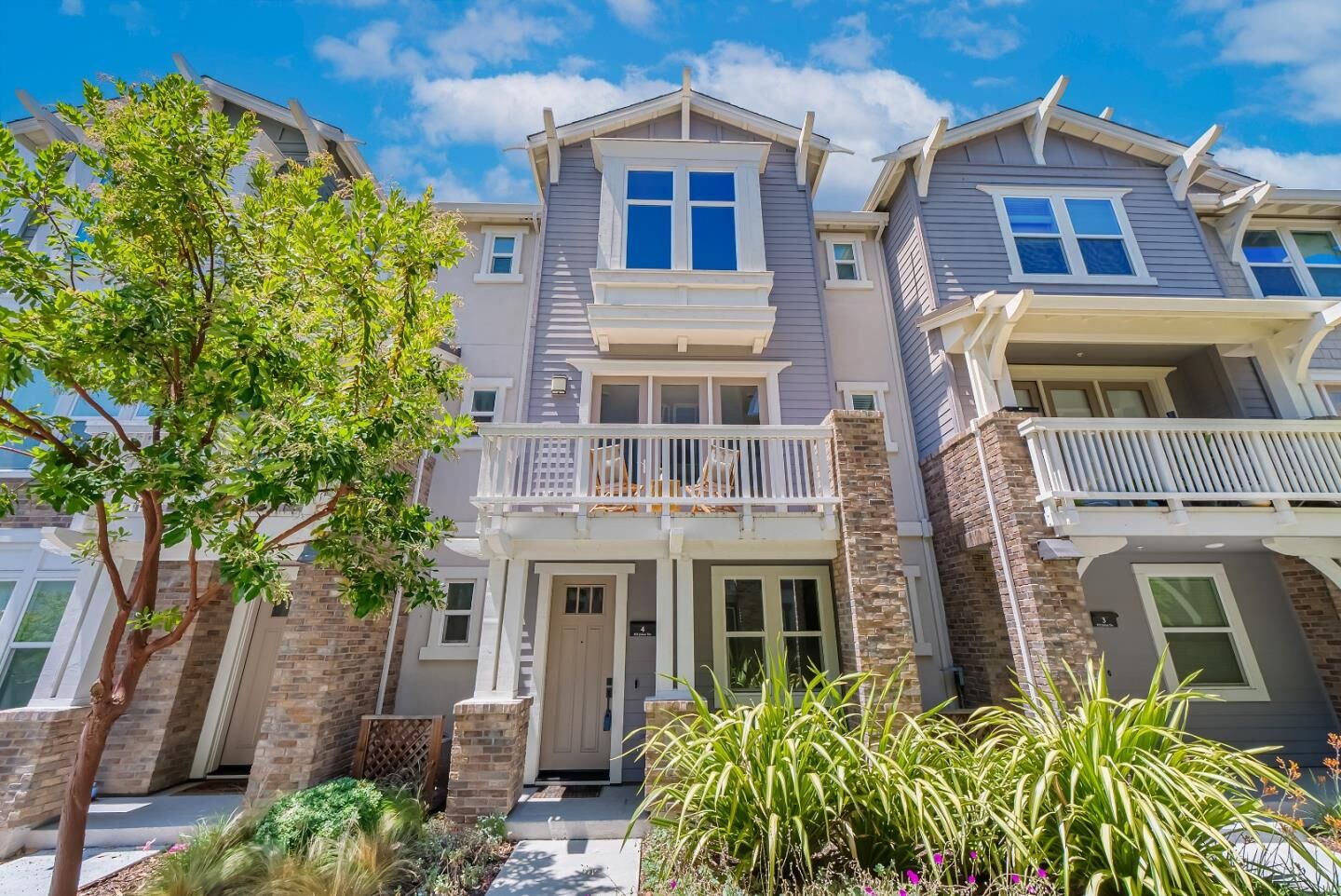 Property Photo:  822 Julian Terrace 4  CA 94085 