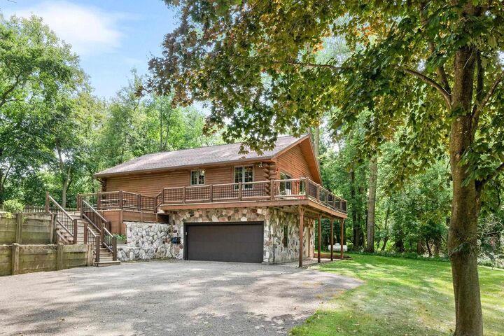 Property Photo:  W14314 Brookwood Court  WI 54971 