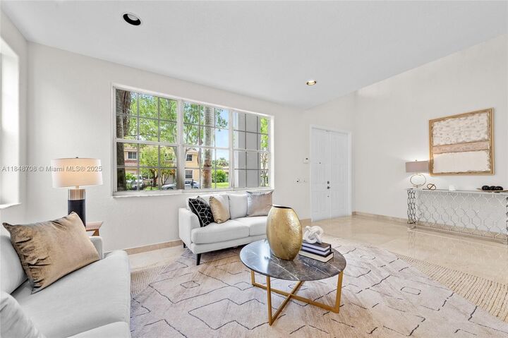 Property Photo:  3848 Heron Ridge Ln  FL 33331 
