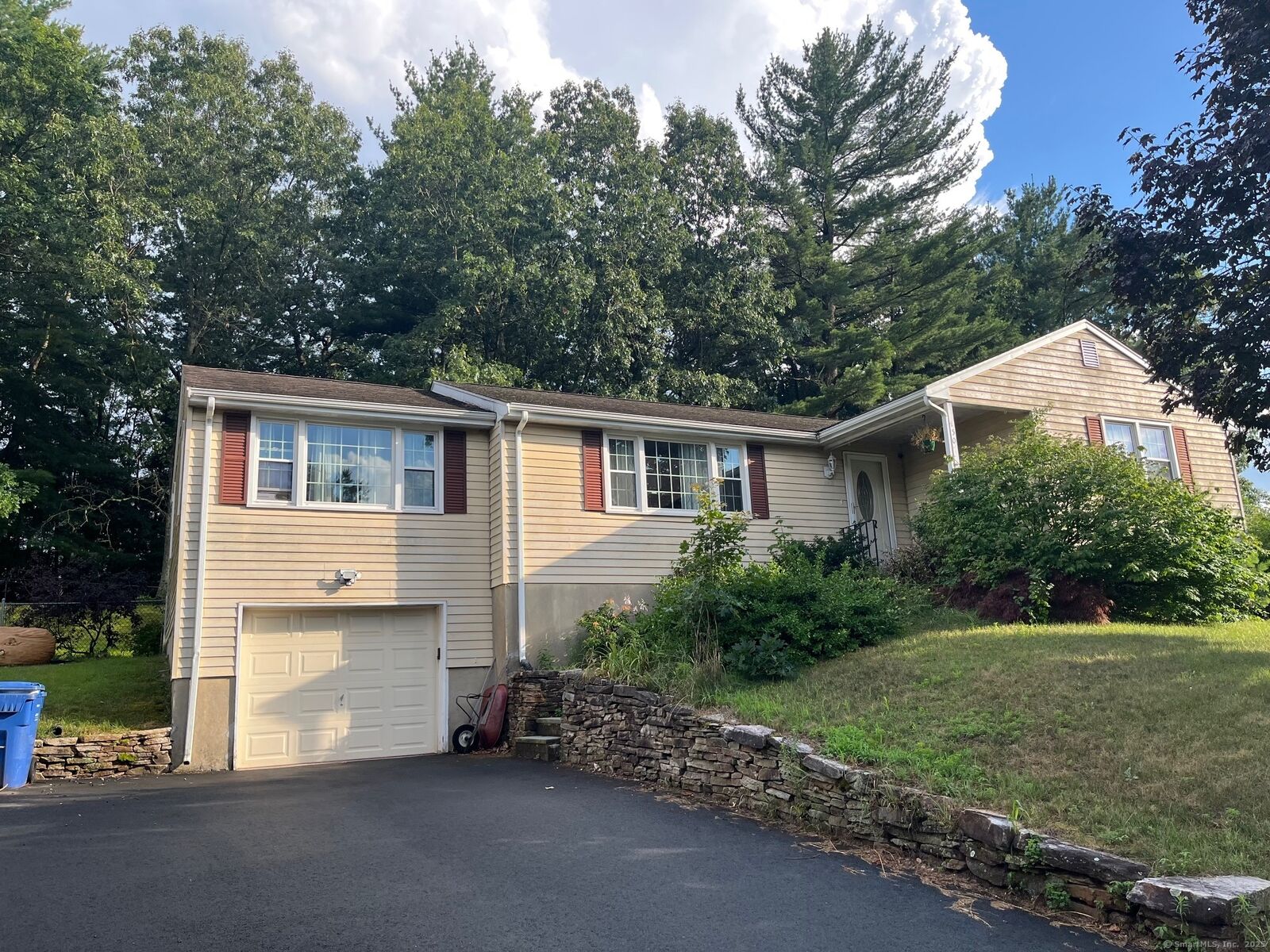 Property Photo:  150 Long Hill Drive  CT 06033 