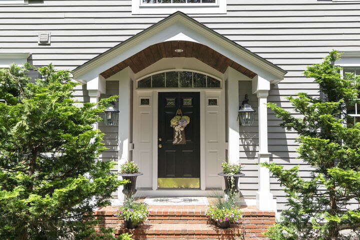 Property Photo:  134 Kingswood Drive  CT 06001 