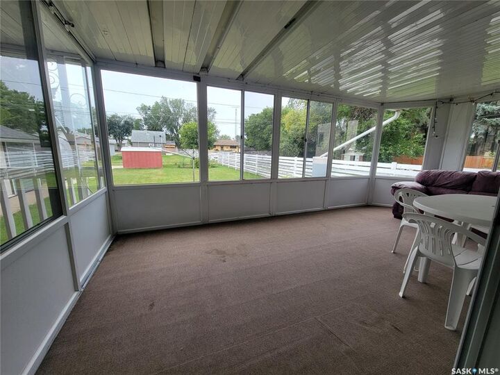Photo de la propriété: 340 3rd Avenue W SK S0K 4L0