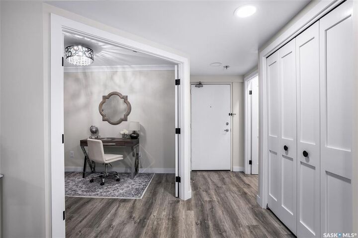 Property Photo: 525 3rd Avenue N 306 SK S7K 2J6