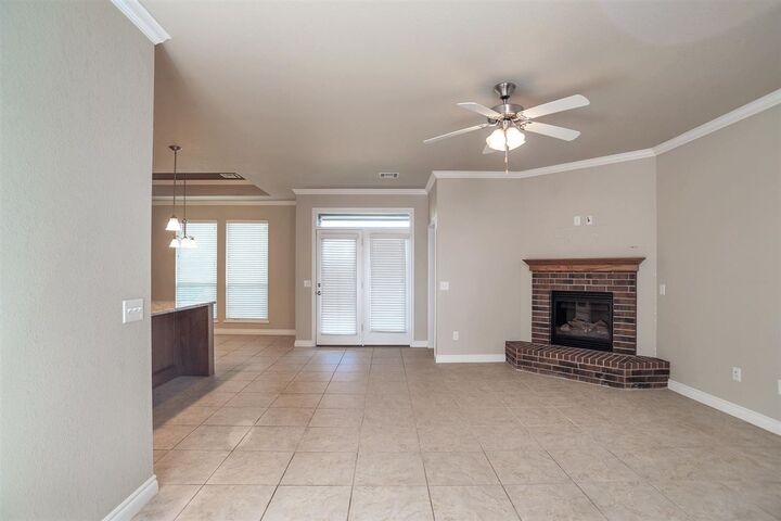 Property Photo:  5923 N Canyon Court  OK 74075 