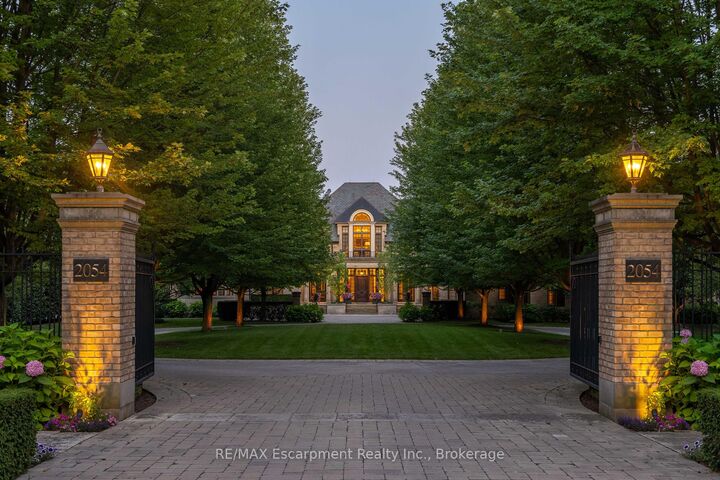 2054 Lakeshore Road E  Oakville ON L6J 1M3 photo