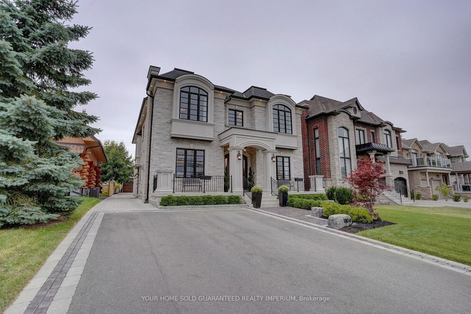 Property Photo:  1804 Woodview Avenue  ON L1V 1L4 
