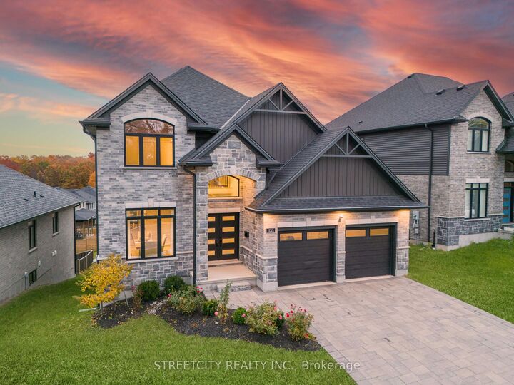 Photo de la propriété:  1135 Meadowlark Ridge  ON N6M 0H3 