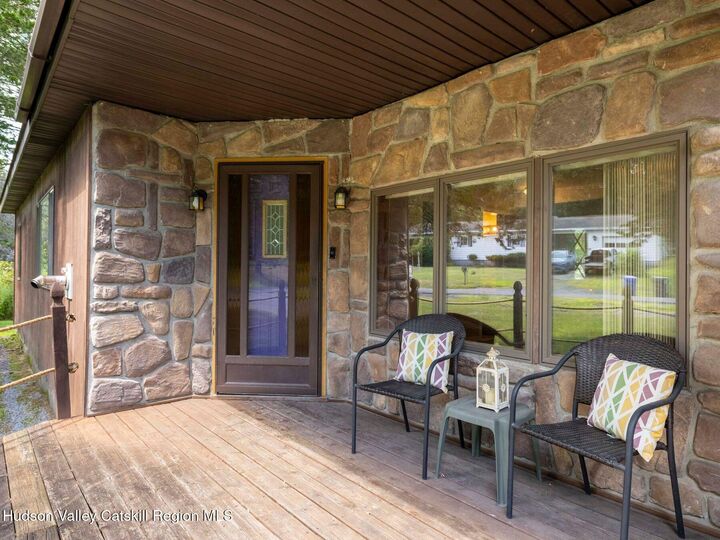 Property Photo:  98 S Lincoln  NY 12413 