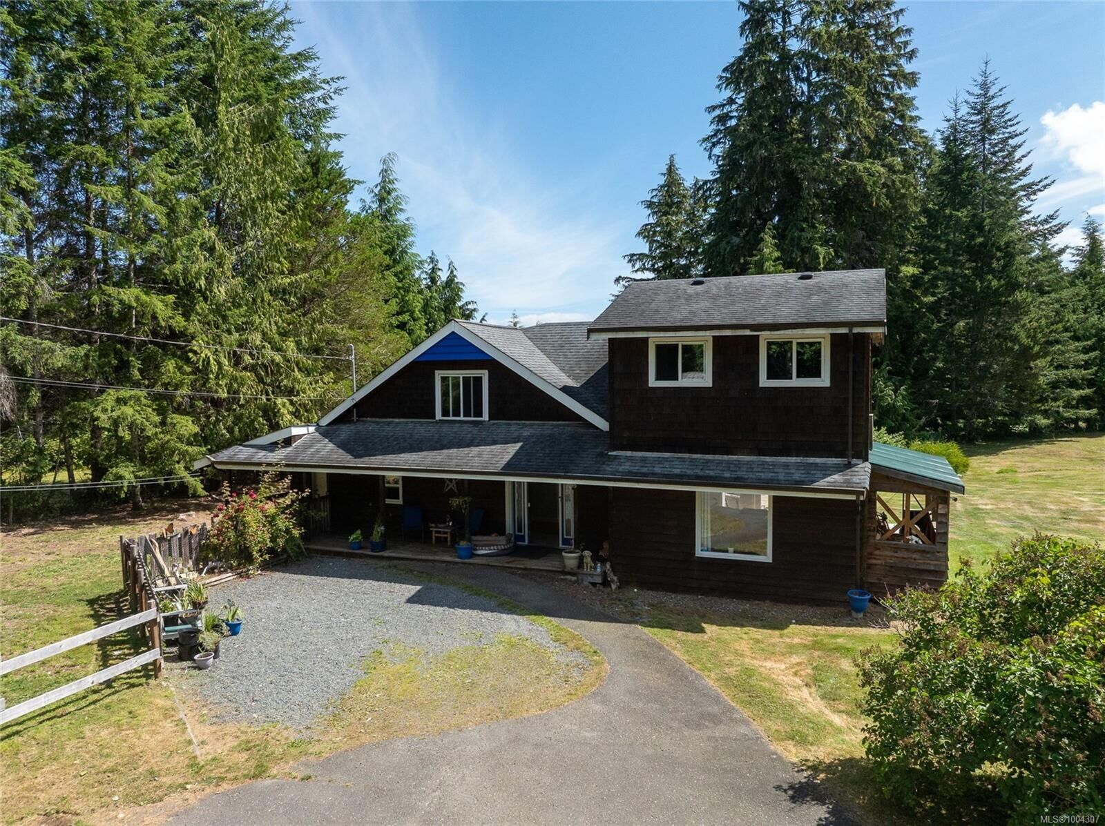 Photo de la propriété:  B-610 Nimpkish Heights Rd  BC V0N 2R0 