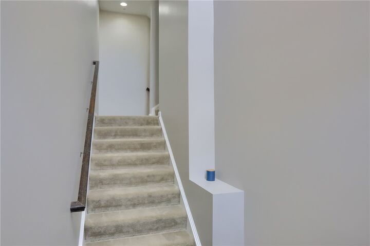 Property Photo:  227 Eagle Dr  PA 16066 