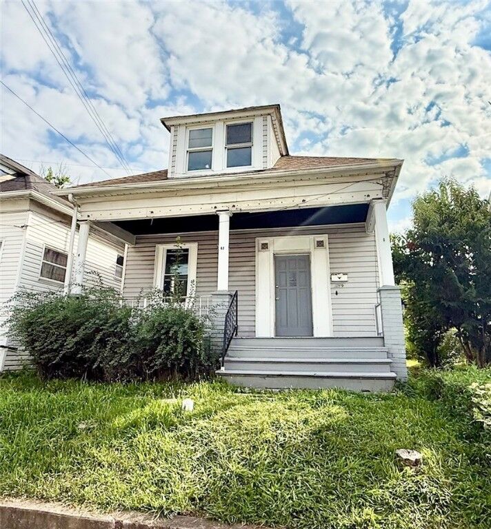 Property Photo: 419 N 4th St PA 15025