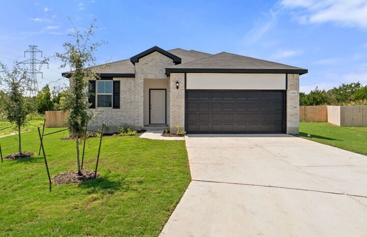 Property Photo: 1011 Kerr Court TX 76501