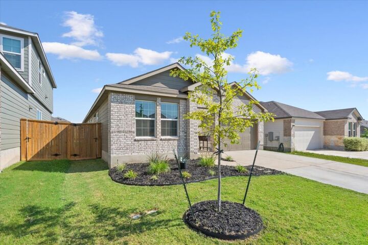 Property Photo:  104 Rowdy Yates Way  TX 76537 
