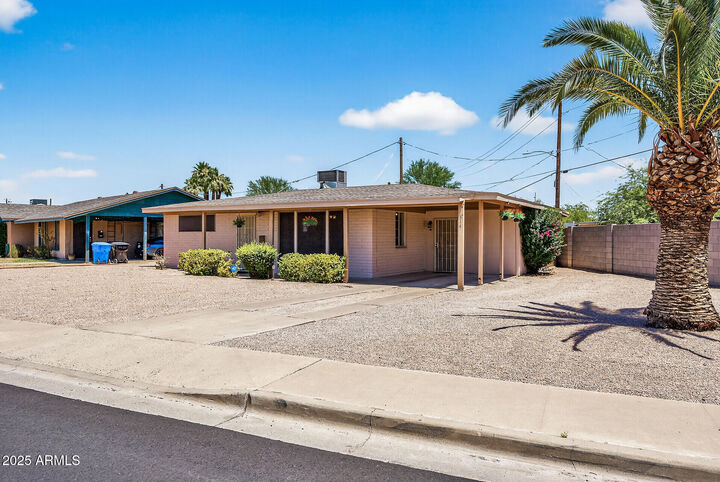 314 W Monterosa Street  Phoenix AZ 85013 photo