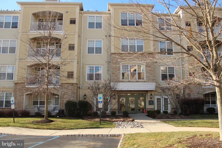 611 Masterson Court  Ewing NJ 08618 photo
