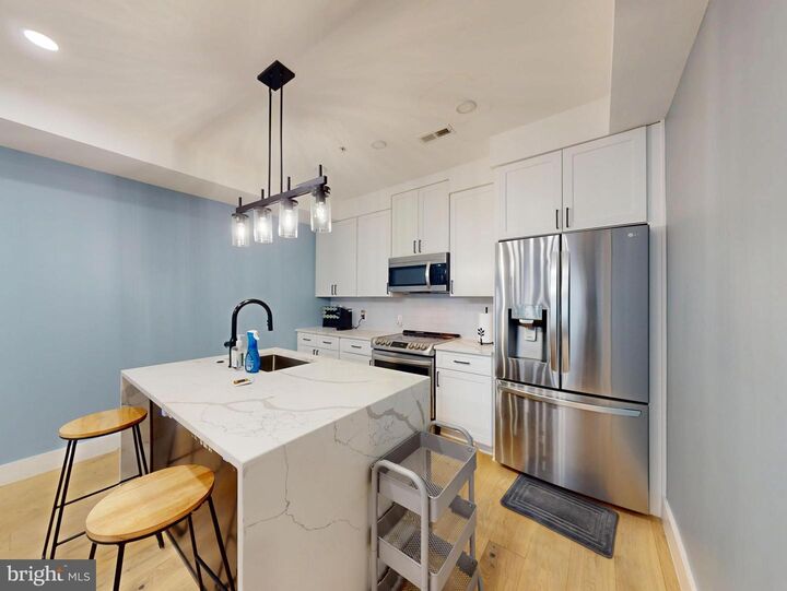 Property Photo:  927 Kennedy Street NW 303  DC 20011 