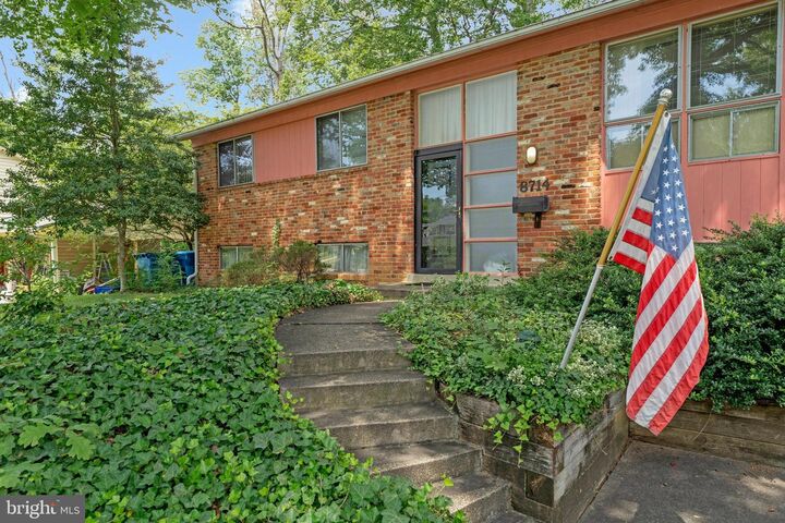 8714 Cromwell Drive  Springfield VA 22151 photo