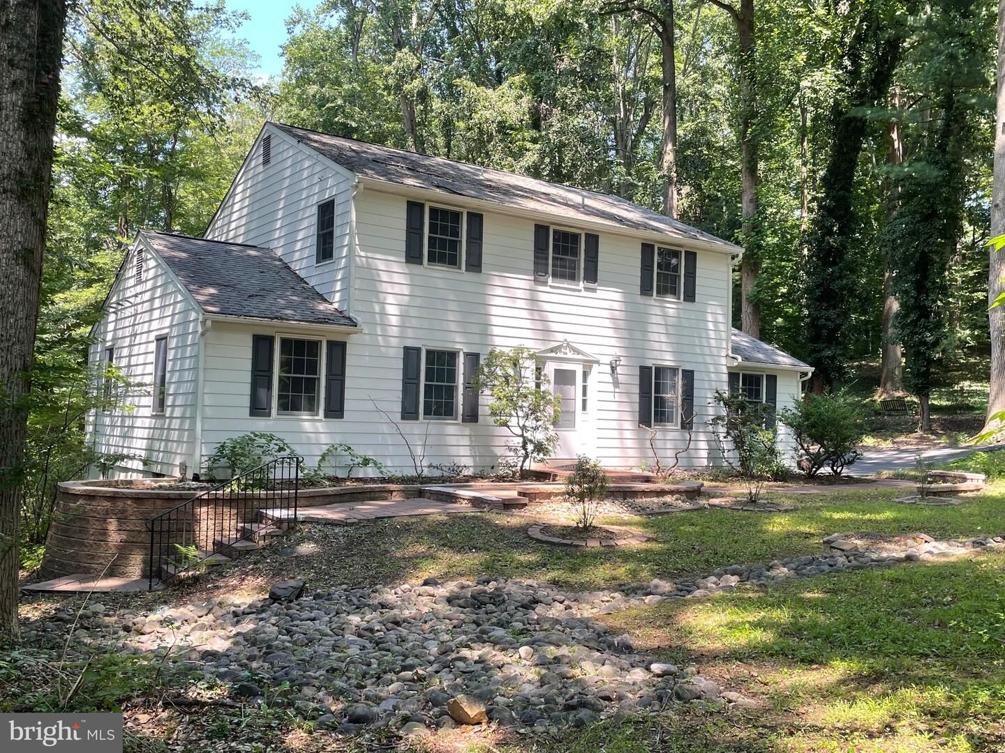 Property Photo: 43 The Horseshoe DE 19711