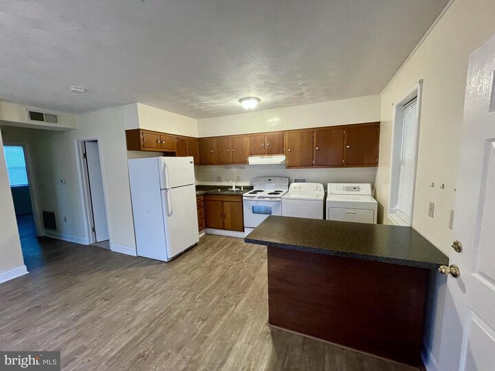 Property Photo:  211 N Church Street 1  WV 25414 