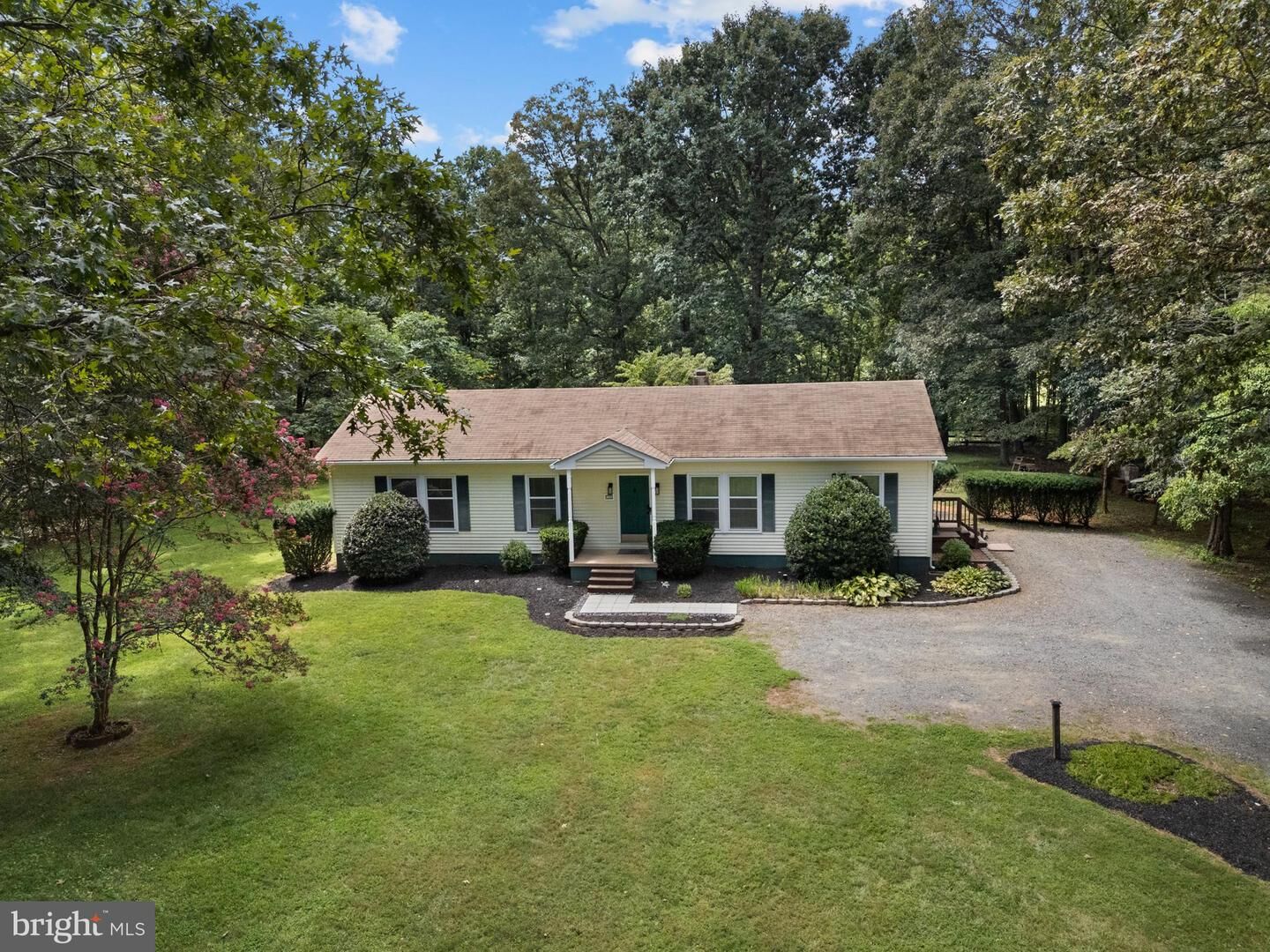 Property Photo: 9134 Green Road VA 20187