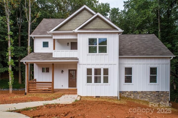 Property Photo: 4125 Hemingway Drive NC 28601