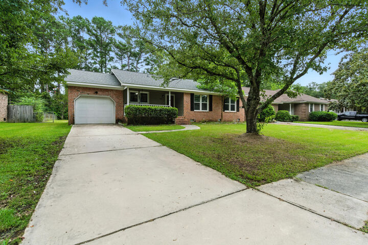 Property Photo: 213 Tall Pines Road SC 29456