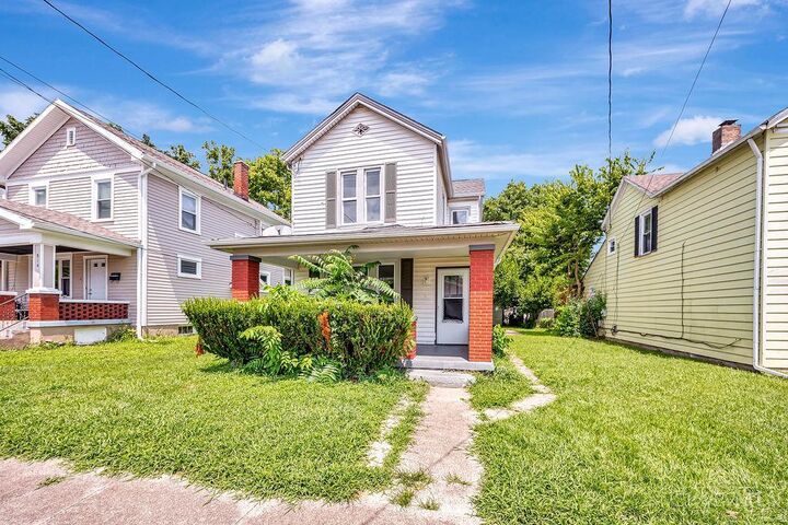 Property Photo: 814 Franklin Street OH 45013