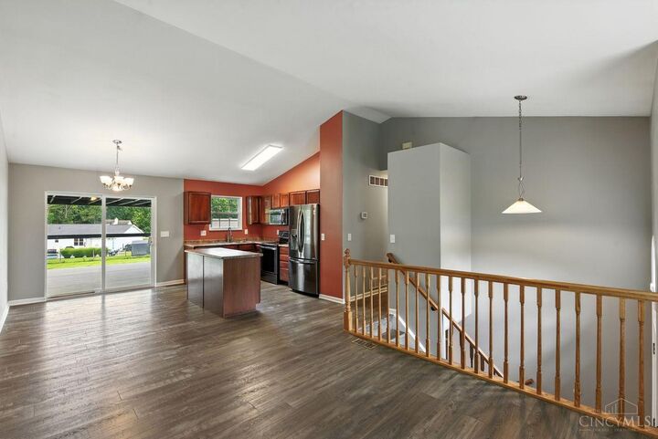 Property Photo: 1412 Breckenridge Drive OH 45102