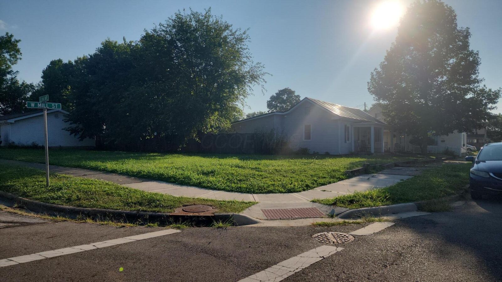 Property Photo: 201 W Mill Street OH 43113