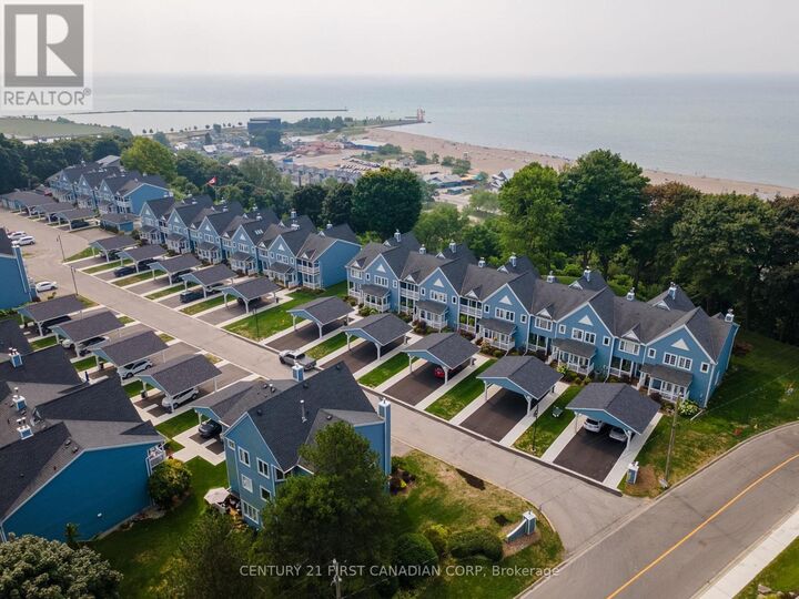 Photo de la propriété:  374 Front Street 50  ON N5L 1G1 