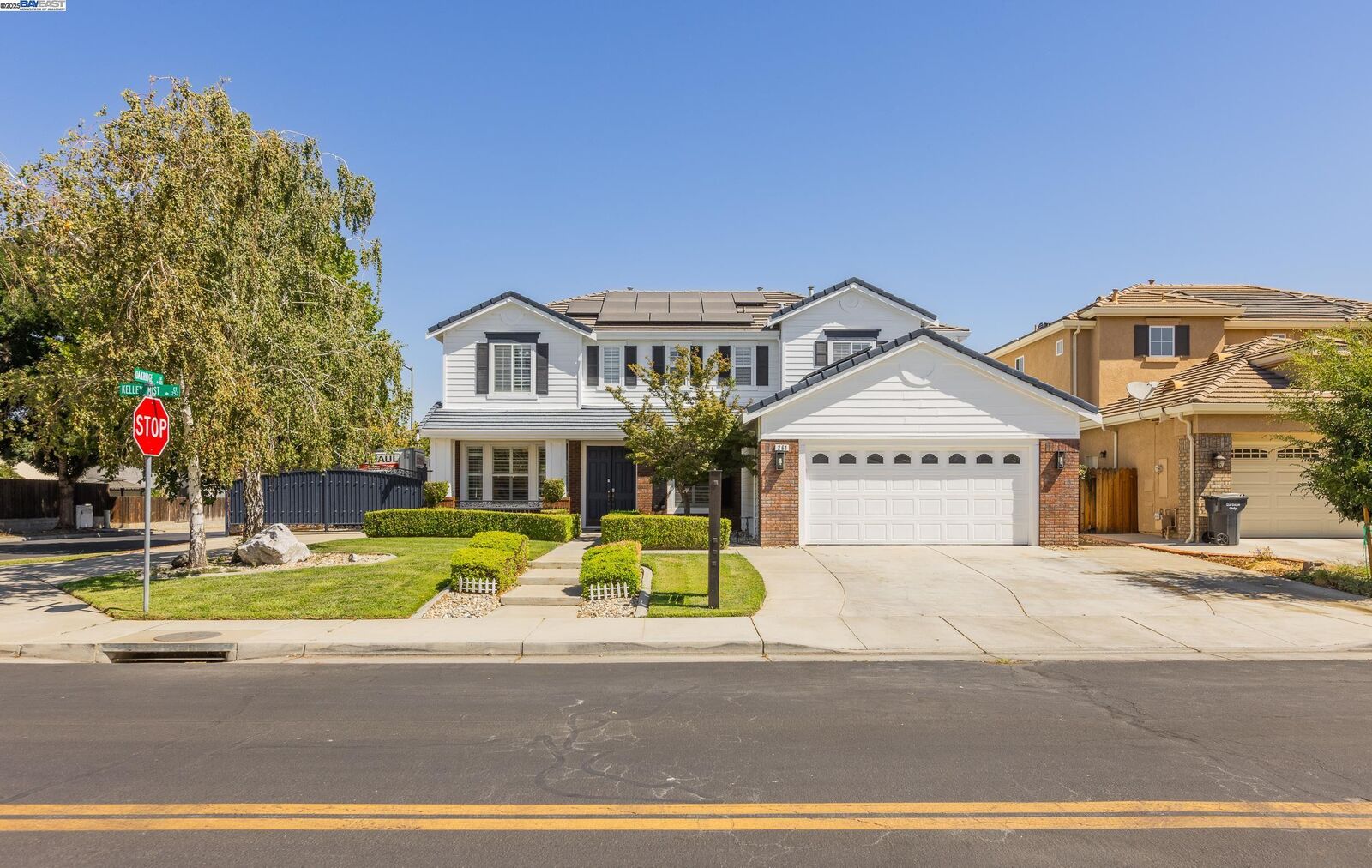 Property Photo: 261 Kelley Mist Ct CA 95377
