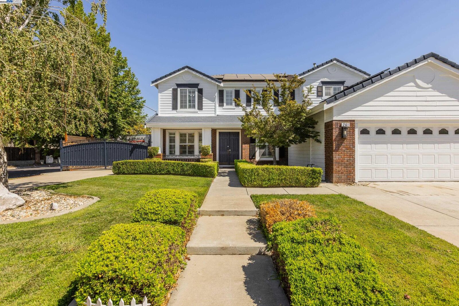 Property Photo: 261 Kelley Mist Ct CA 95377