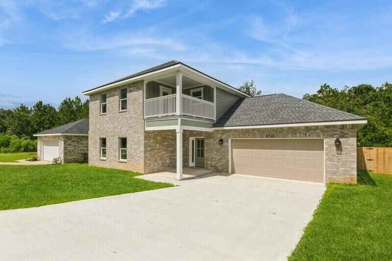Property Photo: 4540 Hermosa Road FL 32539