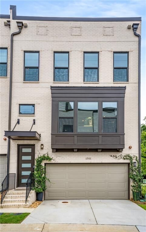 Property Photo: 1501 Cobalt Drive NW GA 30318