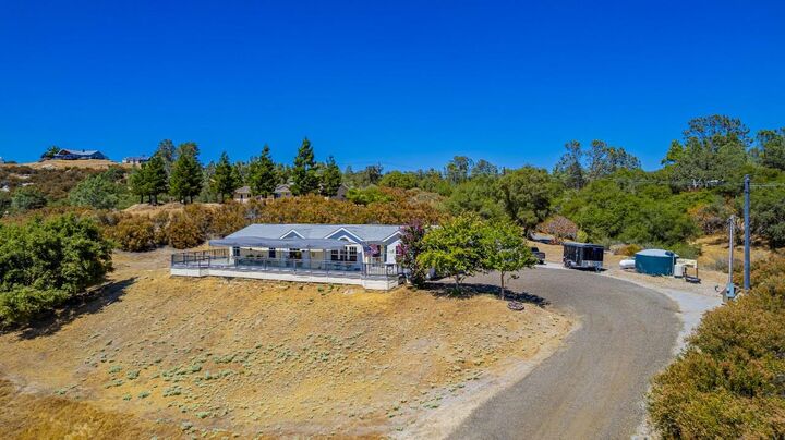 Property Photo:  43743 Woody Way  CA 93614 