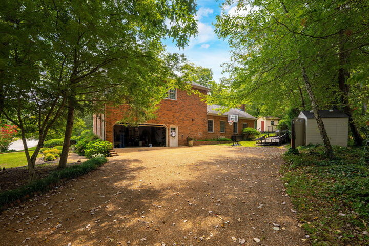 Property Photo: 39 Middle Creek Road TN 37377