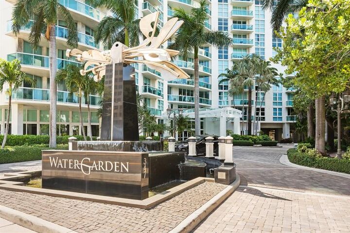 Property Photo: 347 N New River Dr 602 FL 33301