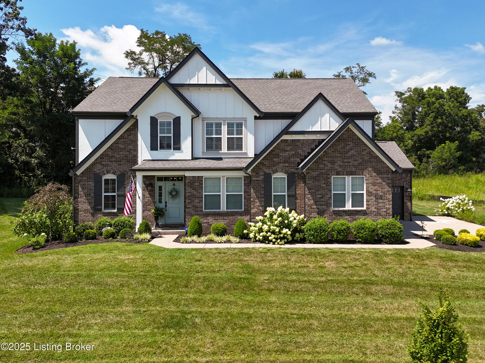 Property Photo:  2002 N Beckley Station Rd  KY 40245 