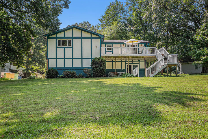 Property Photo: 2709 N Shawnee Trail IN 46350