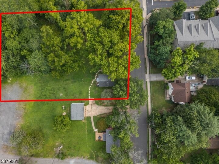 Property Photo:  22 Allen St  NJ 08822 