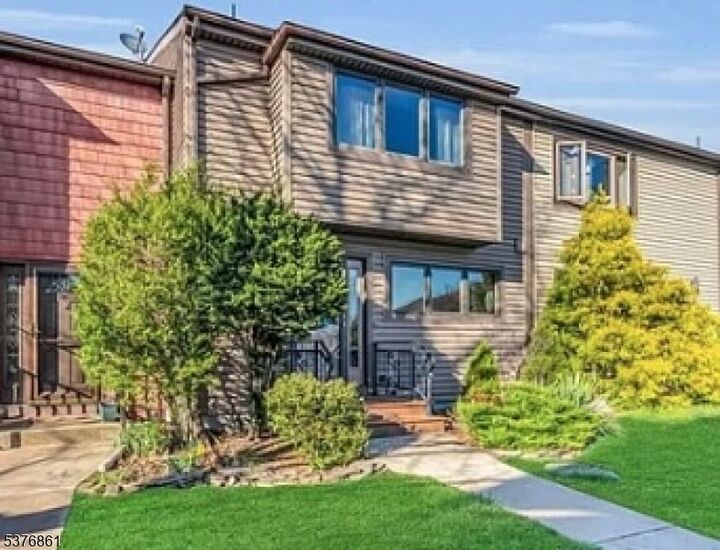 124 Brookside Ln  Hillsborough Twp. NJ 08844 photo