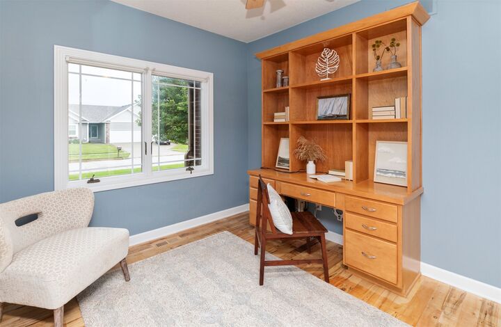 Property Photo:  2215 NW Gabus Drive  IA 50111 