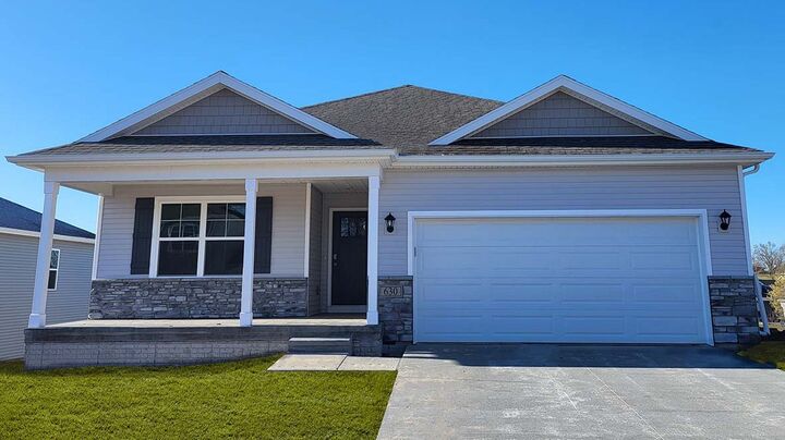 2910 Plum Drive  Norwalk IA 50211 photo
