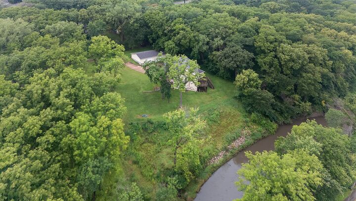 Property Photo:  1705 Buffalo Road  IA 50265 