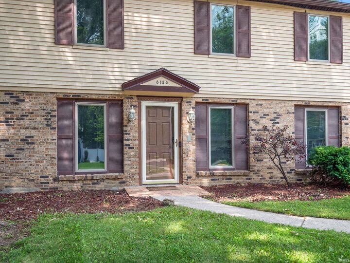 Property Photo:  6125 Monarch Drive  IN 46815-7631 