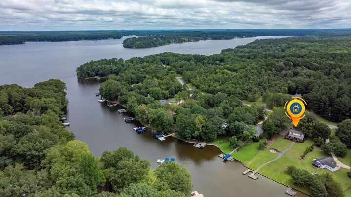 Property Photo:  229 E River Bend Drive  GA 31024 