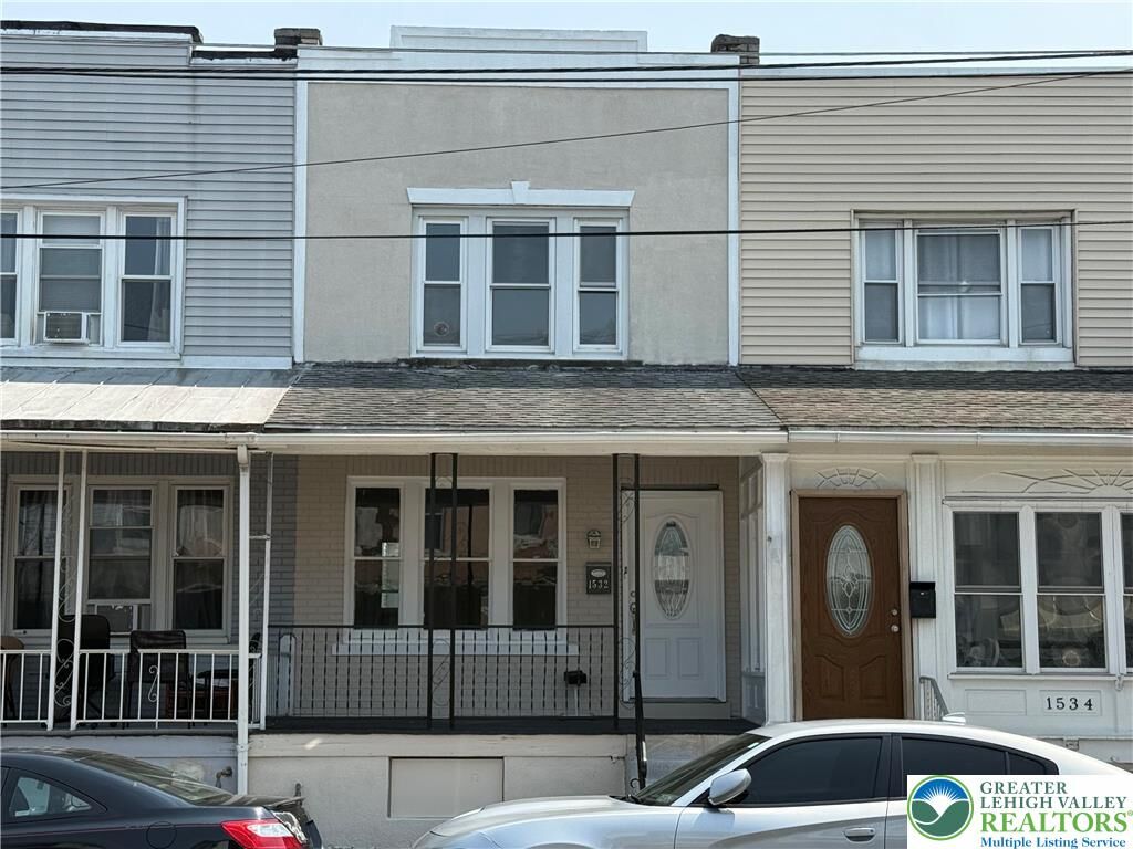 Property Photo: 1532 W Tilghman Street PA 18102