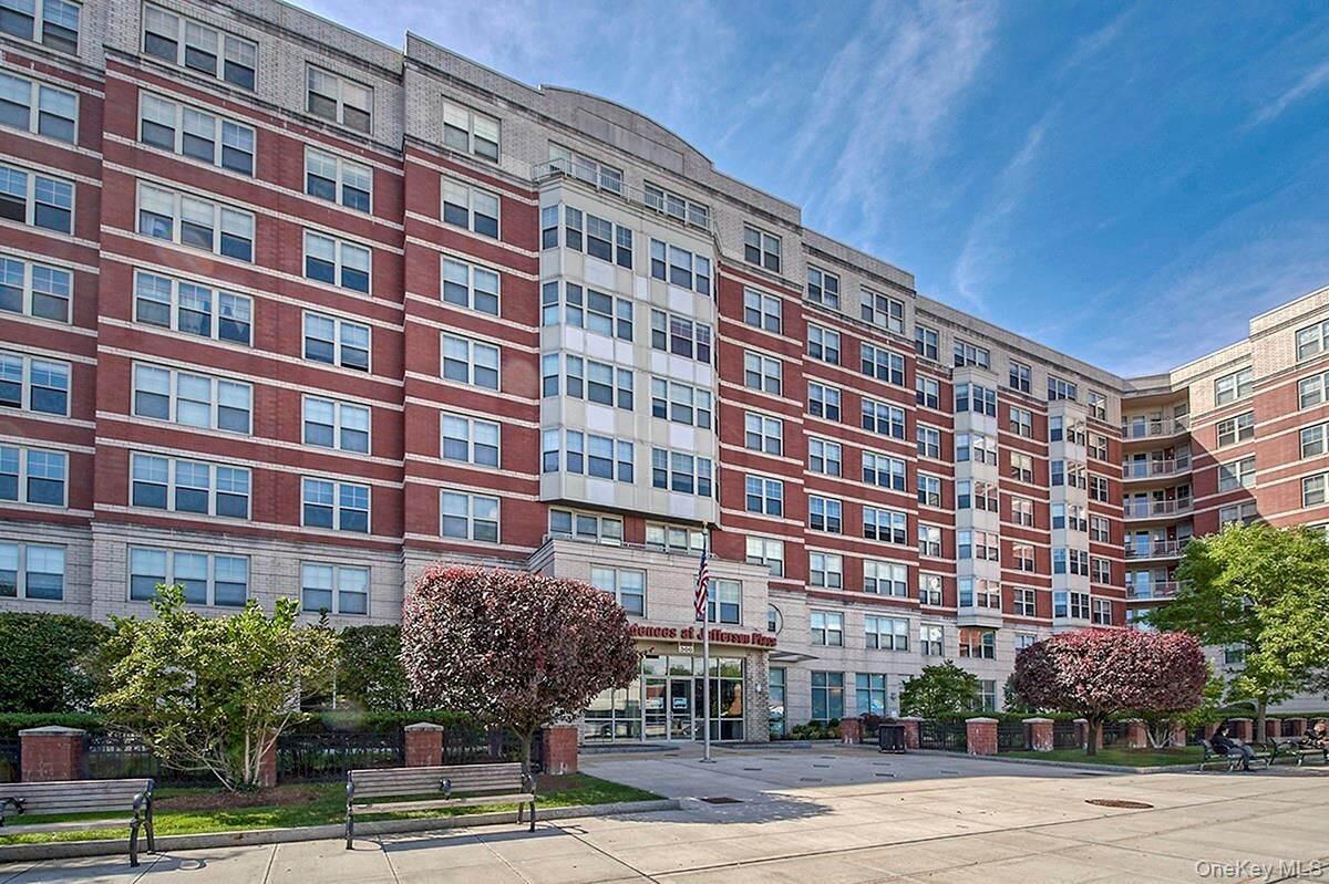 Property Photo:  300 Mamaroneck Avenue 722  NY 10605 